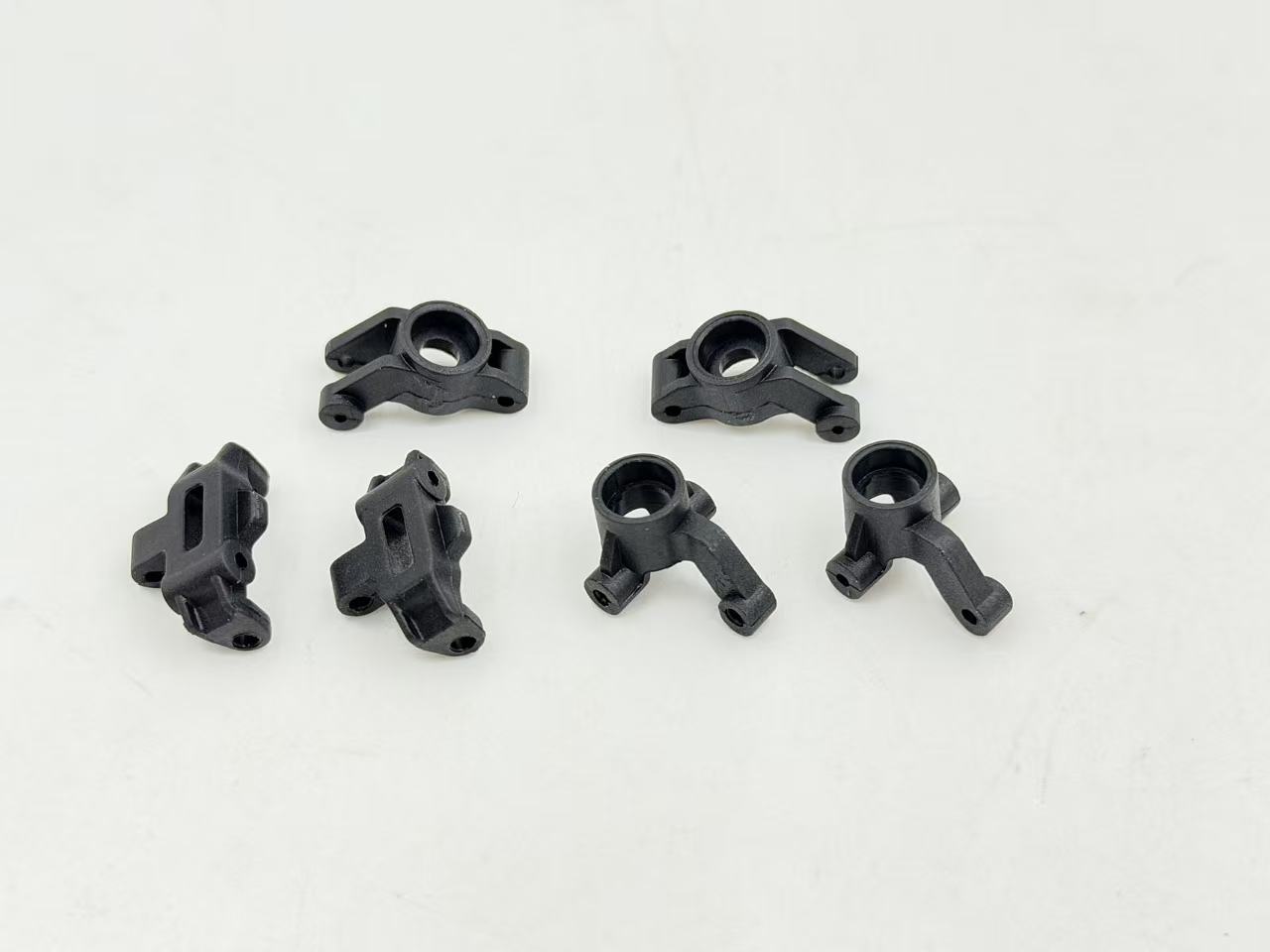 HobbyPlus Steering Spindle and Hubs - Speck B