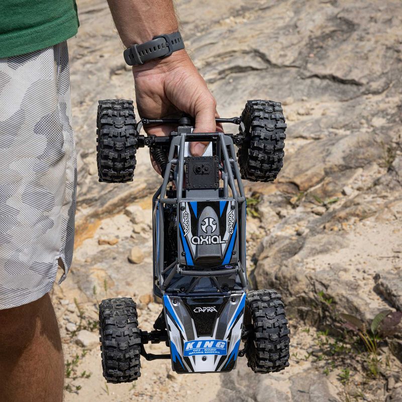 Axial 1/18 UTB18 Capra 4WS 4WD Trail Buggy RTR with Battery & Charger, Blue