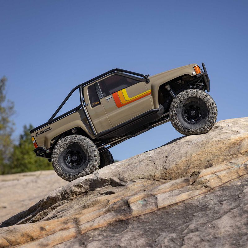 Axial 1/10SCX10 III 1987 Toyota SR5