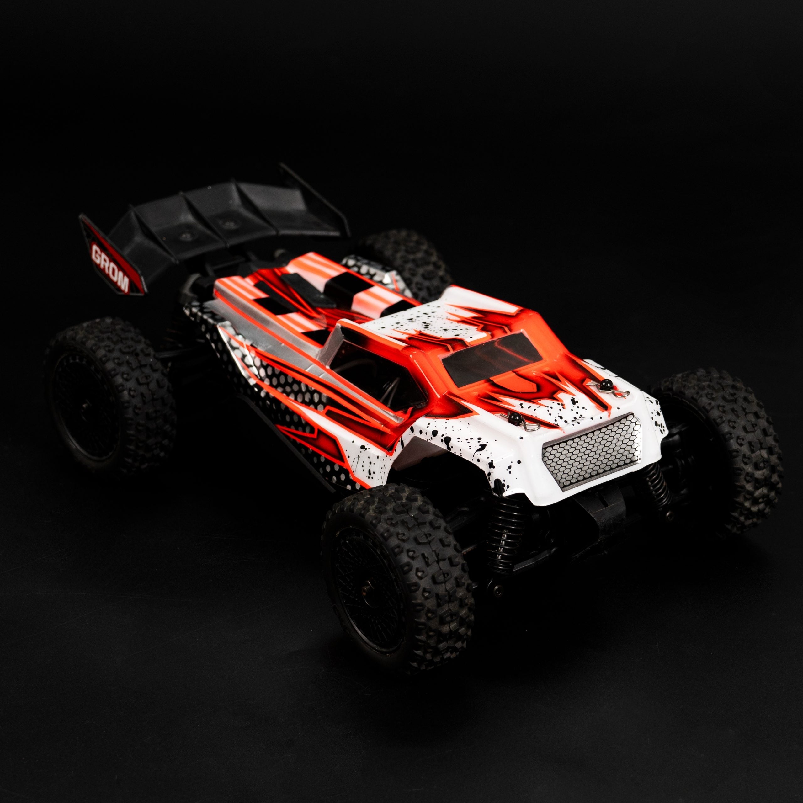 RADIANZ Arrma Grom Airbrush Lexan Body – Prismatik