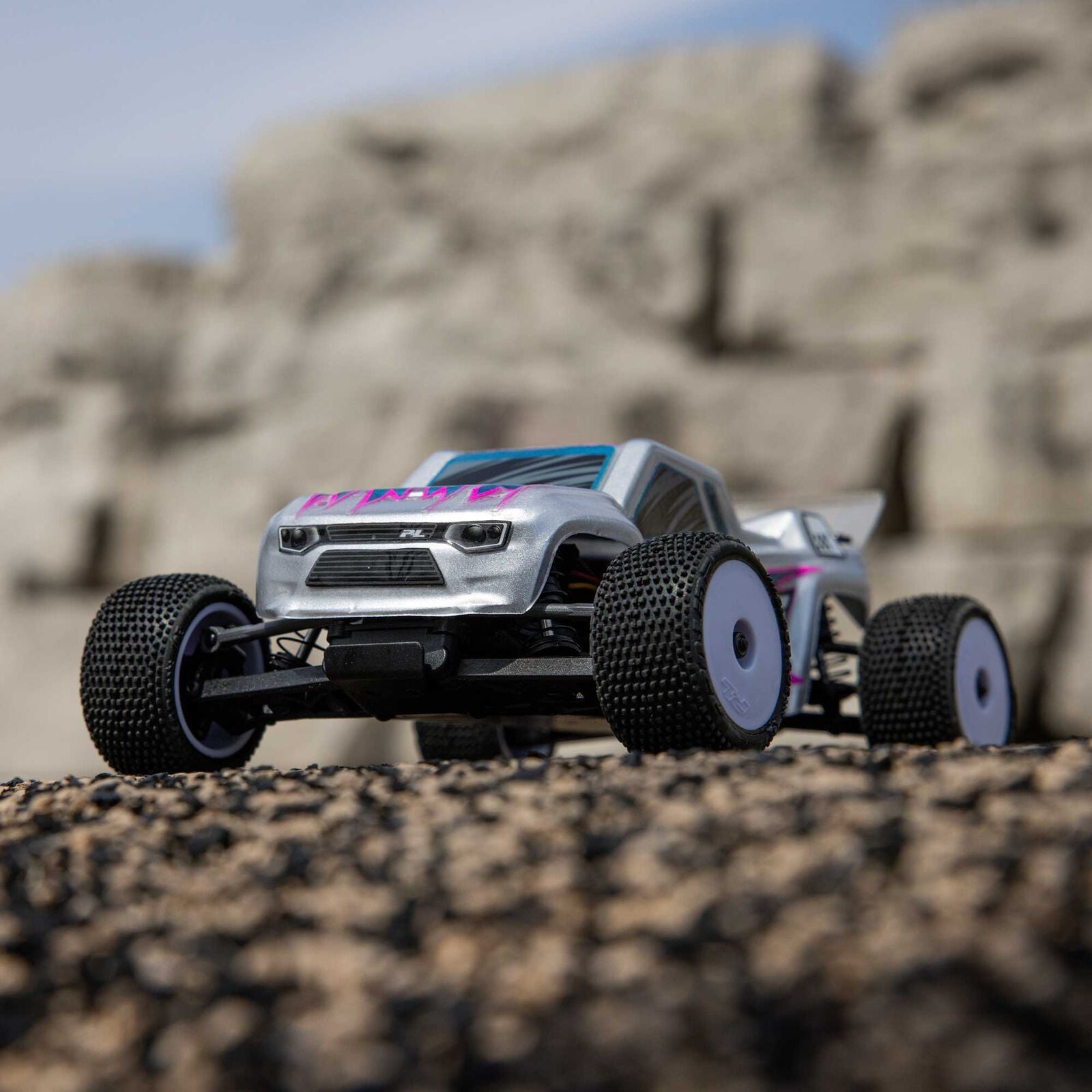 Losi 1/28 Micro-T 2S 2WD RTR Stadium Truck (Battery & Charger Included) - Silver