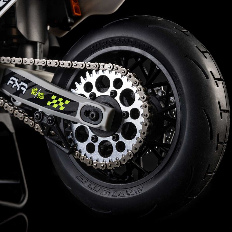 Losi 1/4 Promoto-SM FXR Supermoto Motorcycle RTR Basic - White