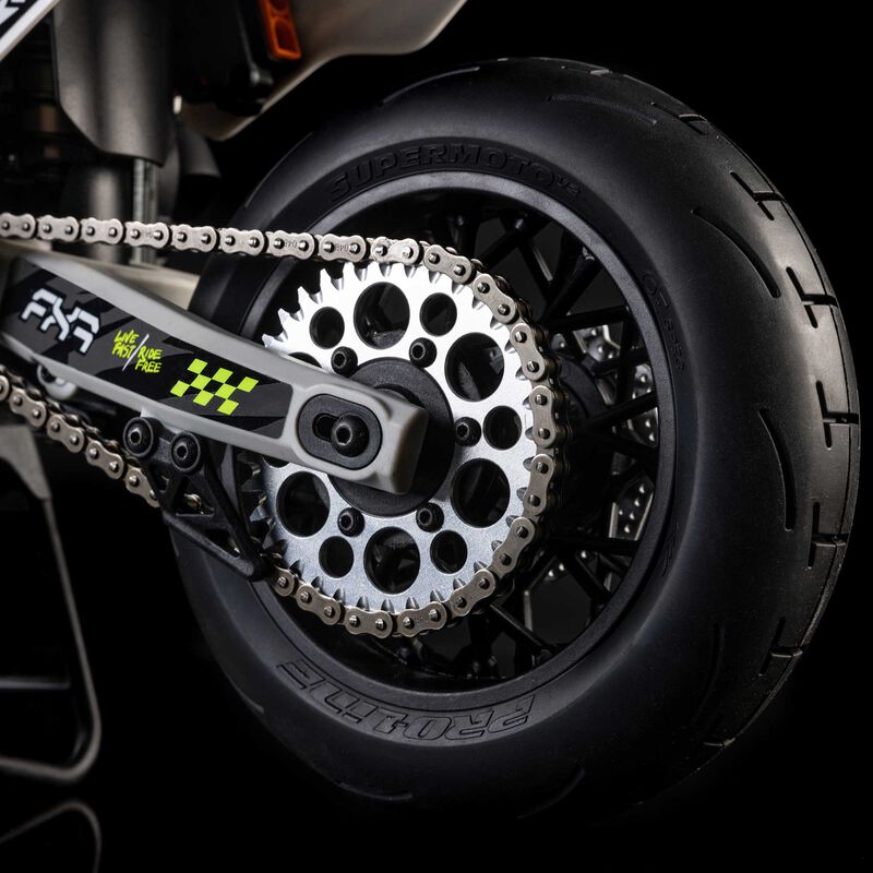 Losi 1/4 Promoto-SM FXR Supermoto Motorcycle RTR (Battery and Charger Included) - White