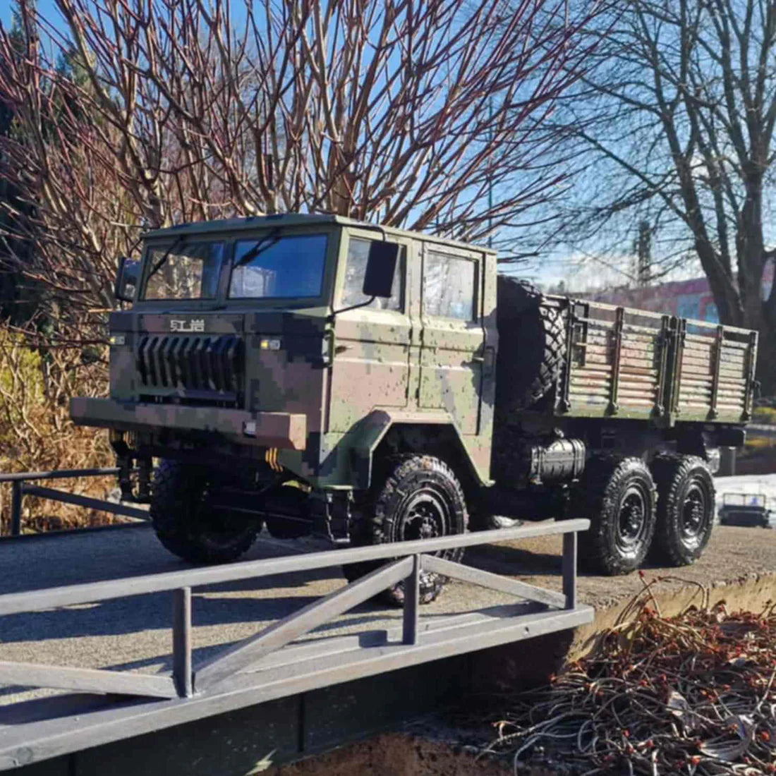 Rlaarlo 1/10 Scale RTR 6X6 Brushed RC Military Trucks HongYan HY6