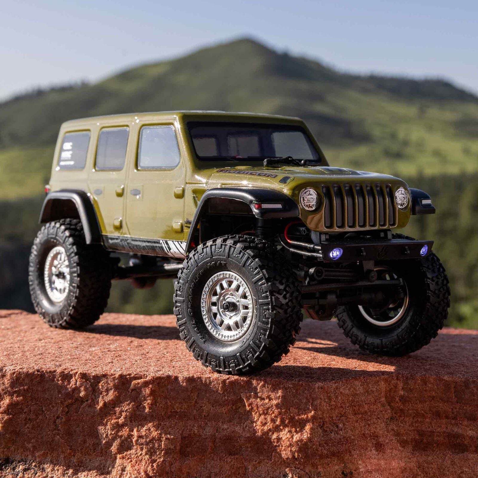 Axial 1/24 SCX24 Jeep Wrangler JLU 4X4 Rock Crawler Brushed RTR - Gray - HeliDirect